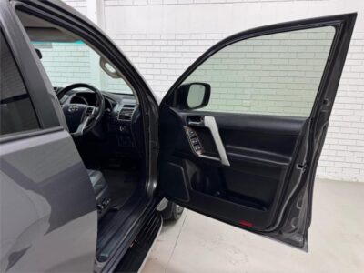 2015 Landcruiser Prado VX