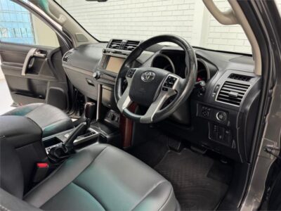 2015 Landcruiser Prado VX
