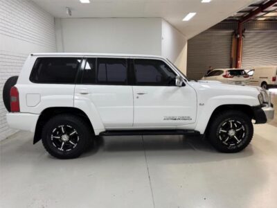 2005 Nissan Patrol ST