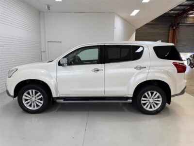 2017 Isuzu MU-X LS-U