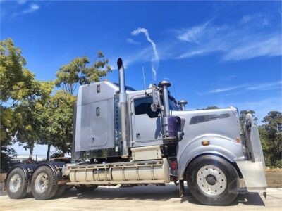 2014 Kenworth T909