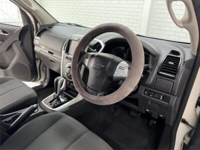 2017 Isuzu MU-X LS-U