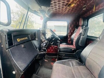 2011 Kenworth T609