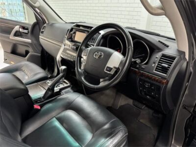 2015 Toyota Landcruiser VX