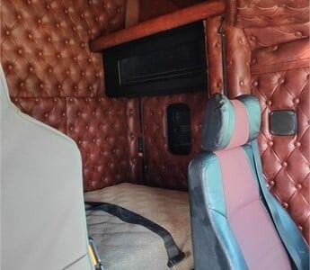 2014 Kenworth T409SAR