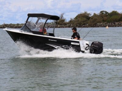 2025 Makocraft 465 Coastal Runner
