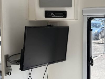 2018 Evolution Luxliner