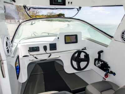 2025 Makocraft 591 Island Cab Patriot Edition