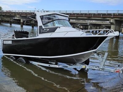 2025 Makocraft 631 Island Cab HT “Black OPS ” Edition