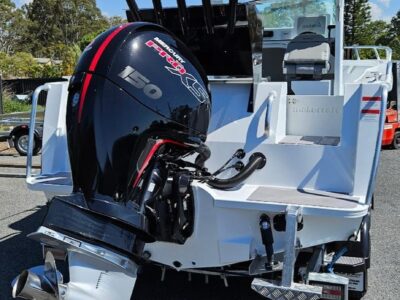 2025 Makocraft 631 Island Cab HT “Black OPS ” Edition