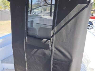 2025 Makocraft 631 Island Cab HT “Black OPS ” Edition