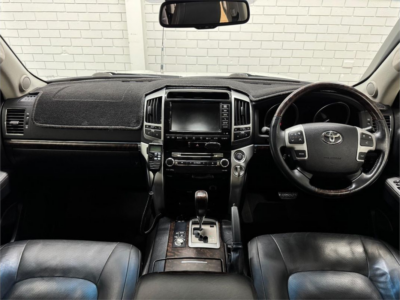 2013 Toyota Landcruiser Sahara