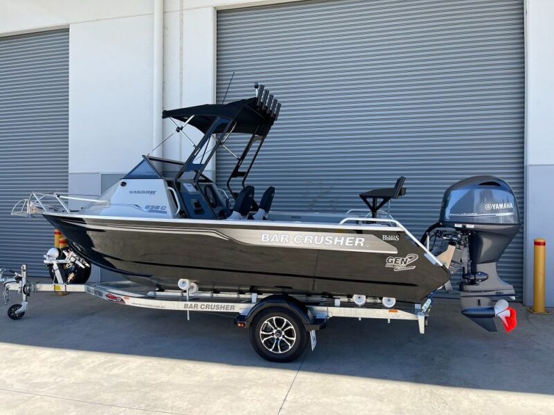 2027 Bar Crusher 535C Cuddy Cabin